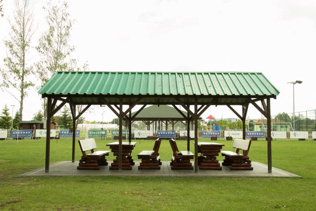 Camping Oaza Błonie Kórnik Domki Standard Plus - 3 pokoje Exterior foto